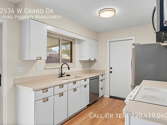 3rd image of 12534 W Grand Dr