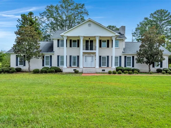 44 Nunnally Lake Rd, Ohatchee, AL 36271