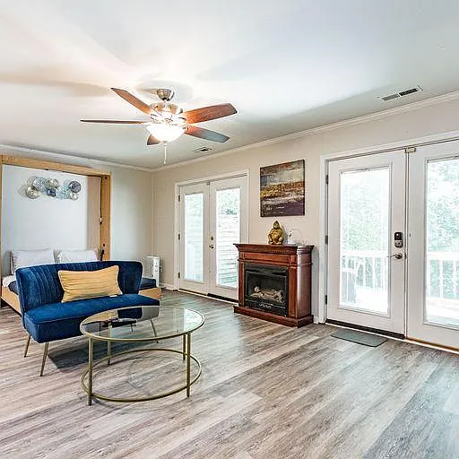 5983 Dixon Dr — Photo 9