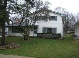 2212 25th St, Rockford, IL 61108