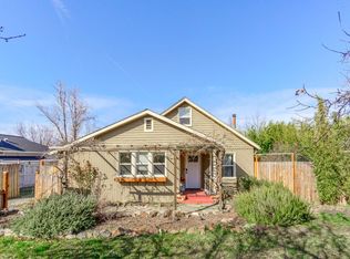 613 Fordyce St, Ashland, OR 97520