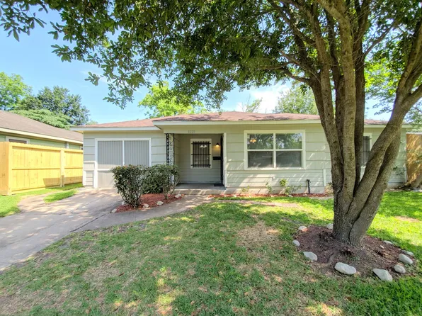 1223 Shawnee St, Houston, TX 77034
