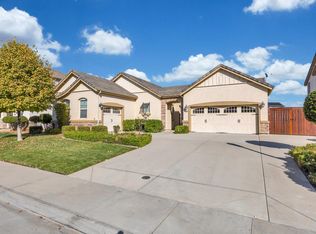 10075 Winkle Cir, Elk Grove, CA 95757