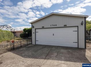 1766 12th Ave SE, Albany, OR 97322