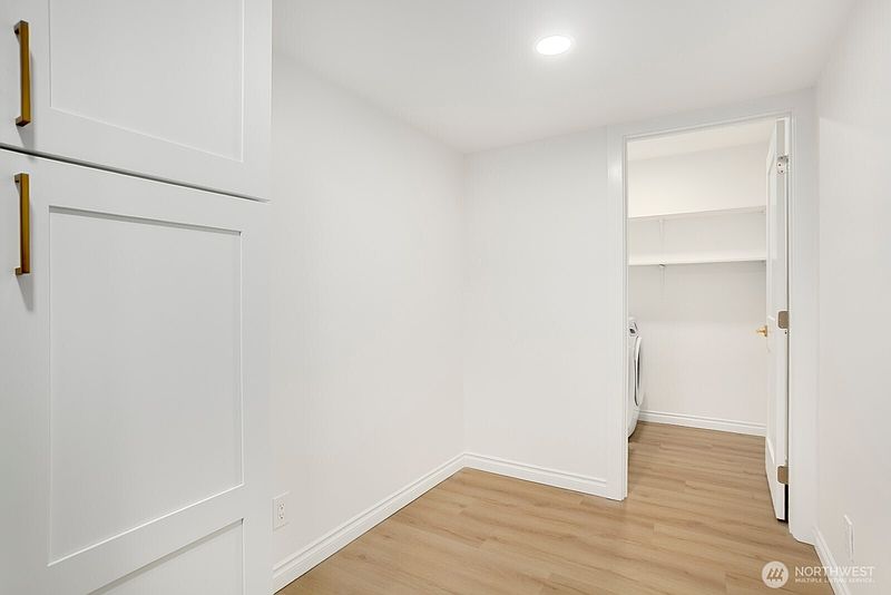 4th image of 15512 Country Club Drive #B16