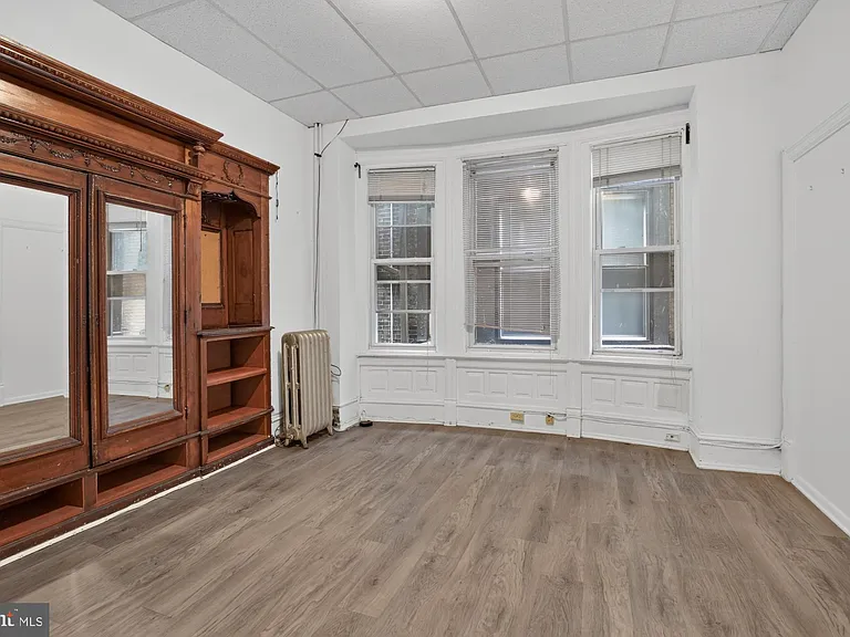 4011 Pine St — Photo 23