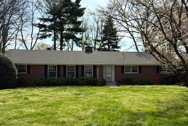 313 Tyne Ave — Photo 1