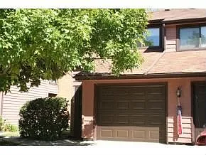 2144 Harbortown Cir photo 1