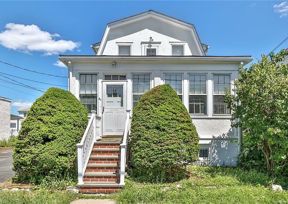 1st image of 41 Saratoga Ave Floor 1