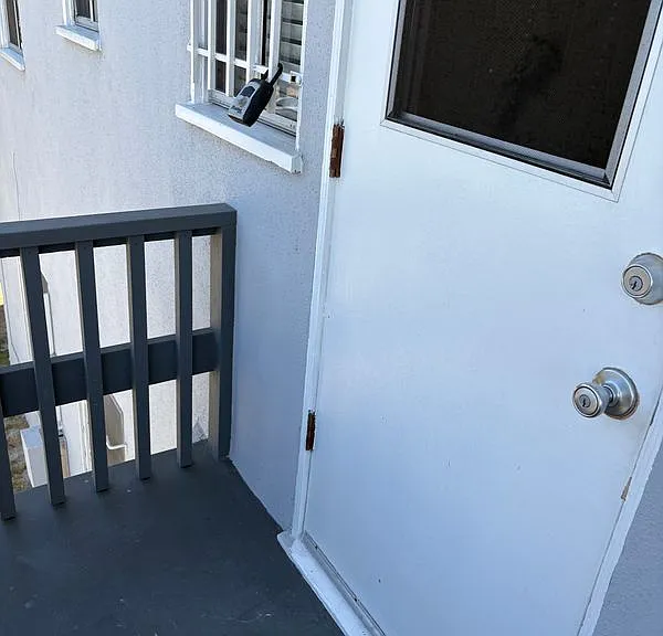 3475 Carmona Ave — Photo 23