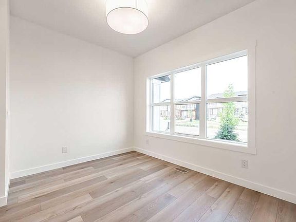 5th image of 525 NE River Heights Dr #905