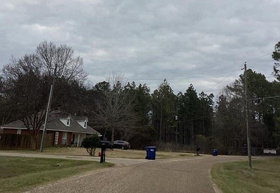 2nd image of 281 S Jordan Dam Rd