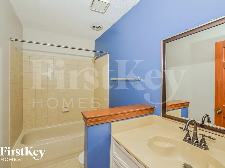 3943 Green Spruce Bnd — Photo 15
