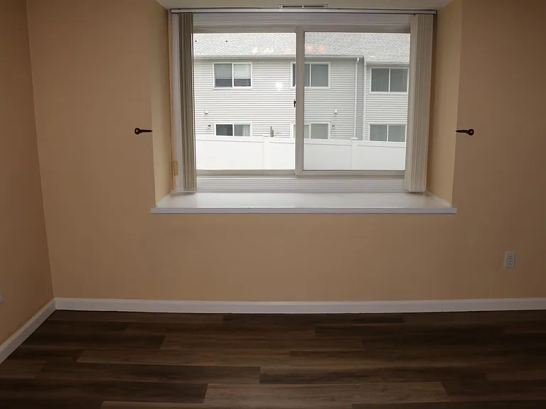 705 Lake Ave #12 — Photo 14