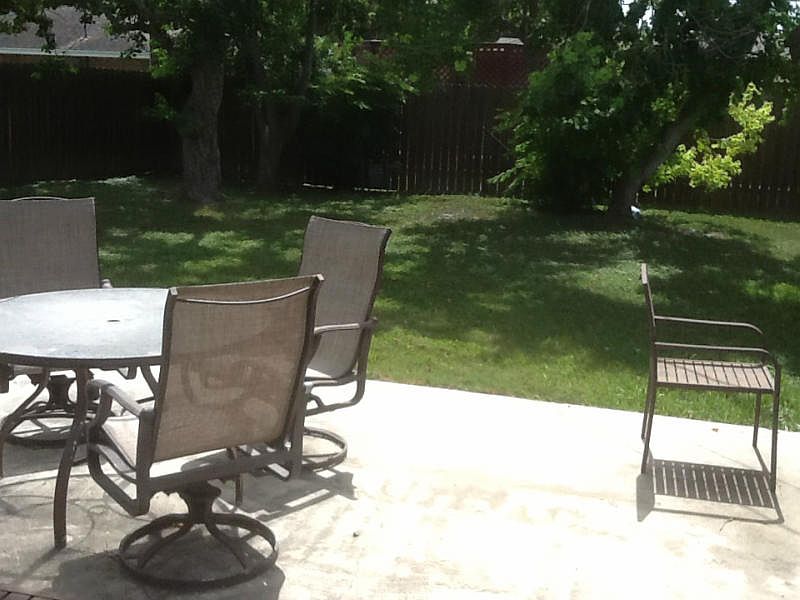 2nd image of 761 Meadowbrook Dr