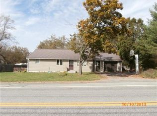 598 College St, Lewiston, ME 04240