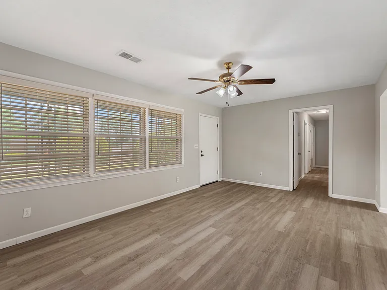 4224 Ridgefield Ct — Photo 12