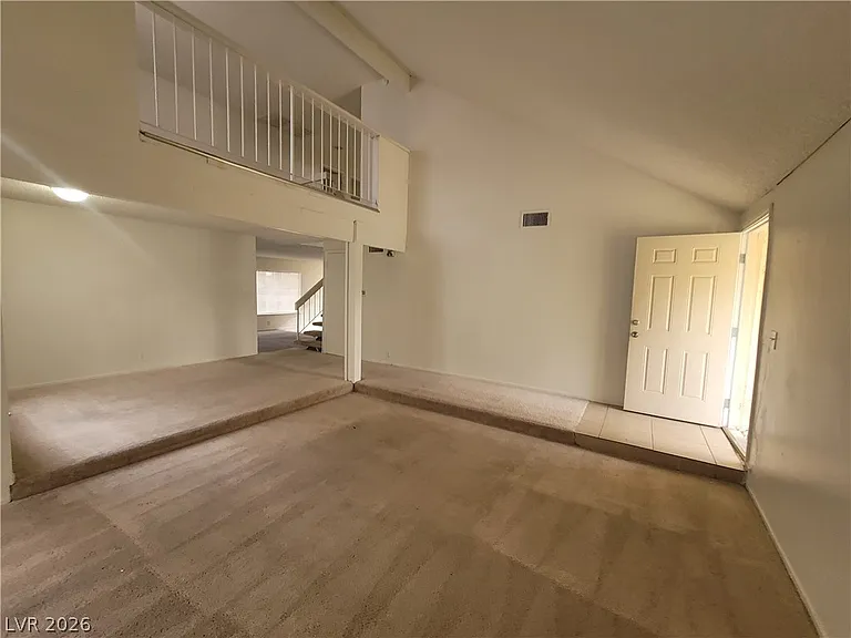 4760 Woodridge Rd — Photo 28