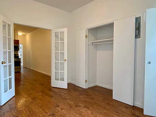 Rented by TheRealEstateCompany.com LLC | media 18