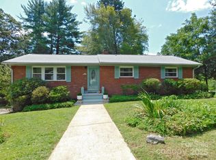 366 Hawthorne Dr, Brevard, NC 28712
