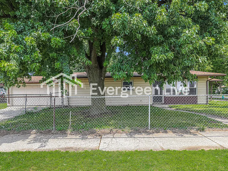 5102 W 30th St — Photo 1