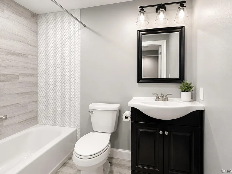 736 Pelhamdale Ave — Photo 13