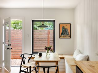 2202 E 2nd 1/2 St, Austin, TX 78702