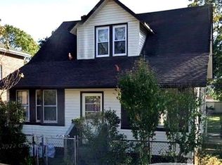 20 E 10th St, Huntington Station, NY 11746