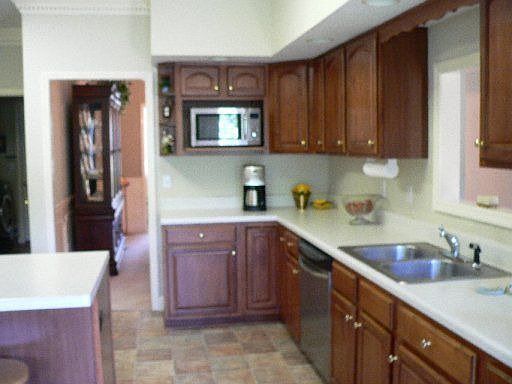 3rd image of 1708 Dunwoody Blvd