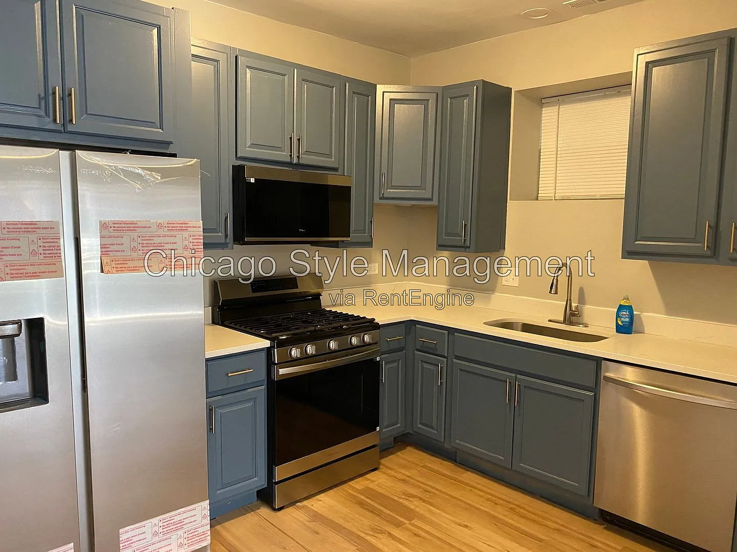 3 bed, 2.0 bath, 1200 sqft, $1,950 — Photo 3