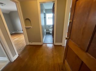 8927 W Hawthorne Ave #3, Milwaukee, WI 53226