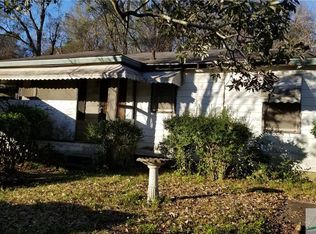 1506 Dell St, Savannah, GA 31415