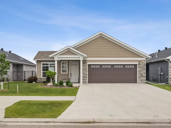 842 Rania Way W, West Fargo, ND 58078