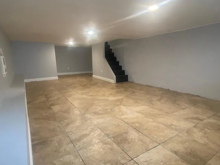 2850 D St — Photo 10