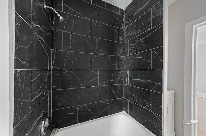 742 E Downer Pl — Photo 14