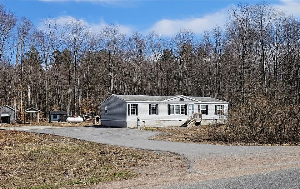 1st image of 23182 Boyd Rd