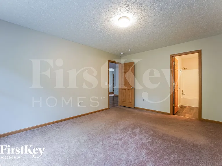 426 Flat River St — Photo 8