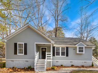 416 Foxhall Dr, Rocky Mount, NC 27804