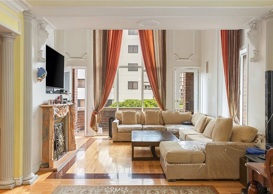 1st image of 10550 Wilshire Blvd APT 302