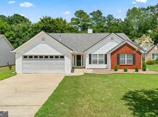 919 Harbins Pass Dr, Dacula, GA 30019