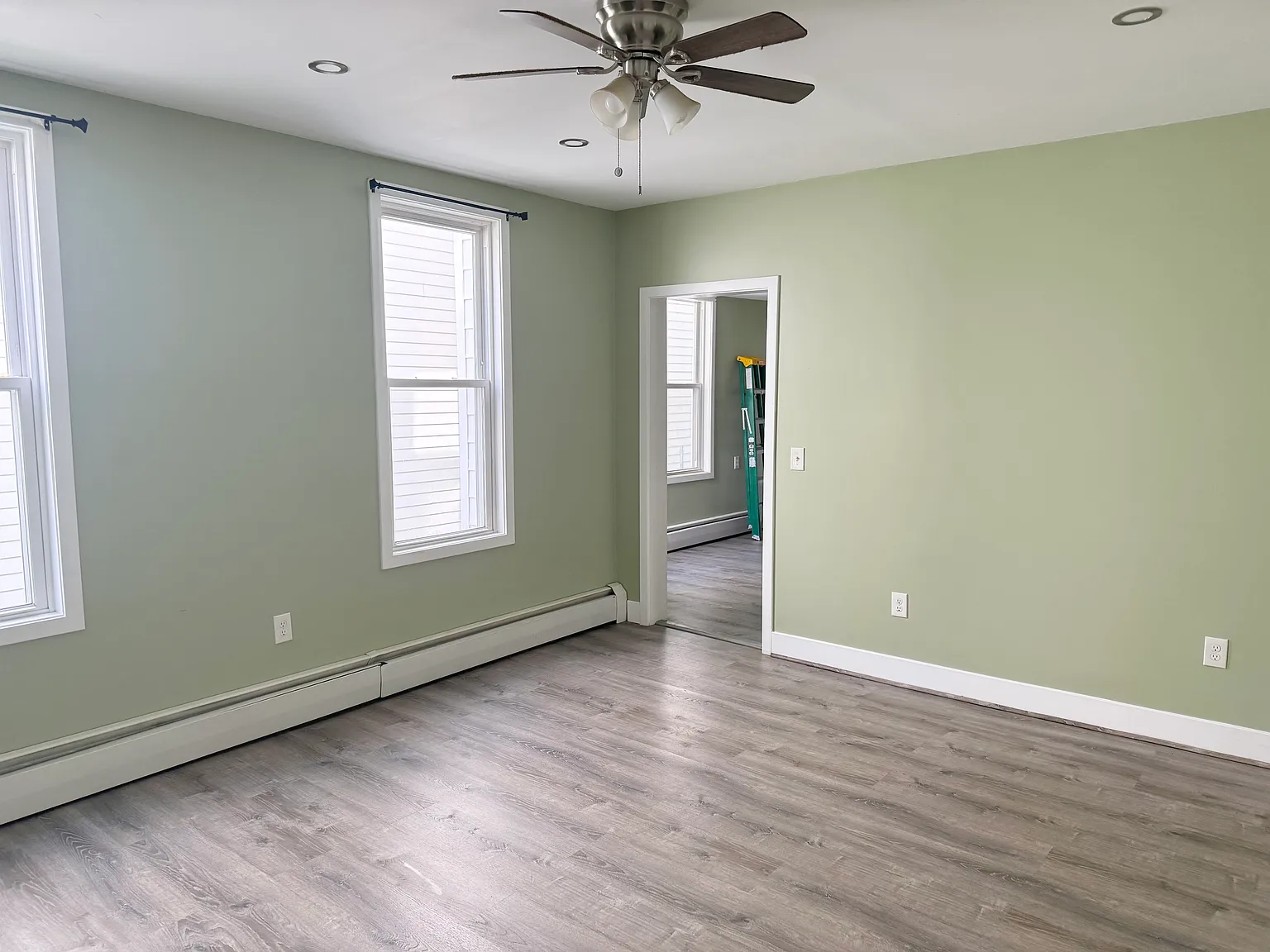 439 3rd Ave — Photo 3