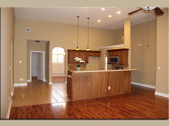 Vaulted ceilings 