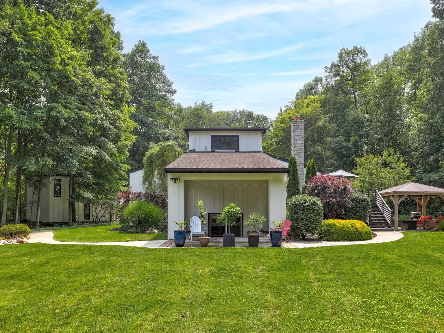 4 bed, 3237 sqft, $3,200 — Photo 4