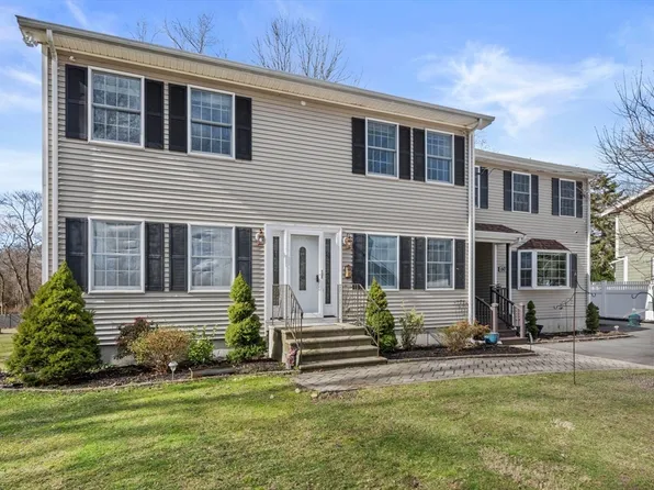 60 Emery St, Holbrook, MA 02343