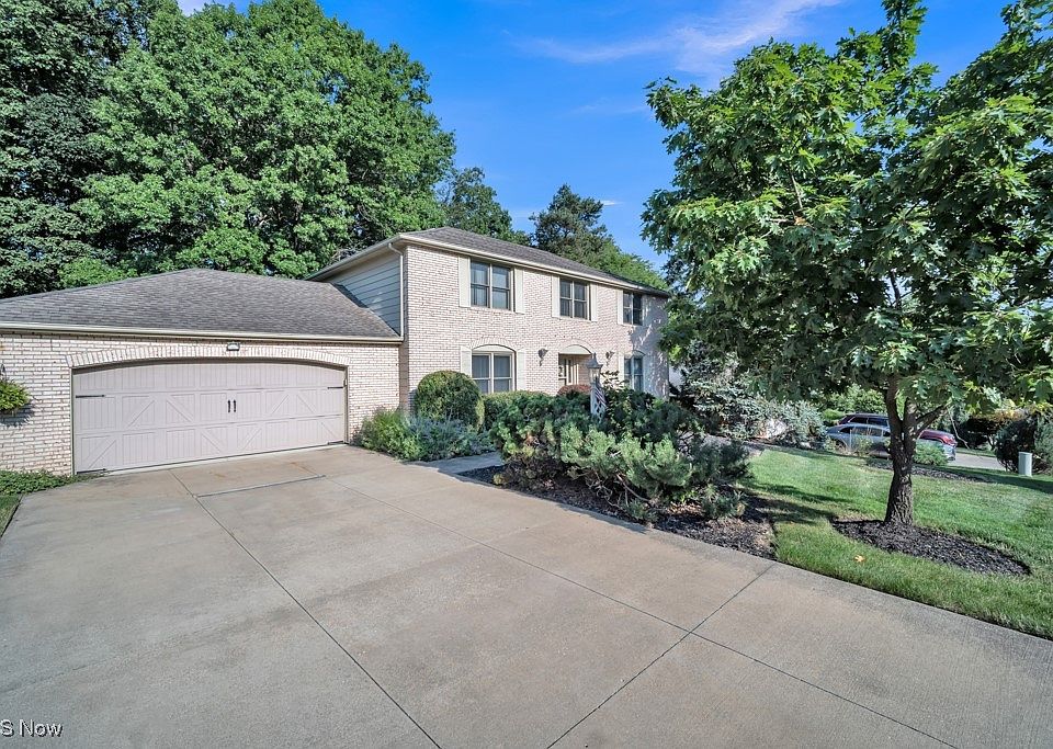 1st image of 6874 Karen Dr