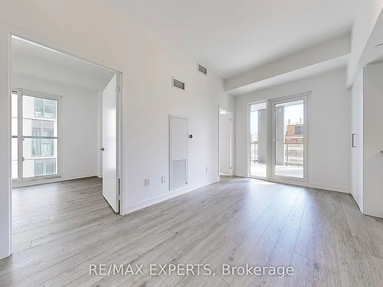 500 Wilson Ave #535 — Photo 4