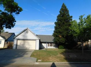 7648 N Woodrow Ave, Fresno, CA