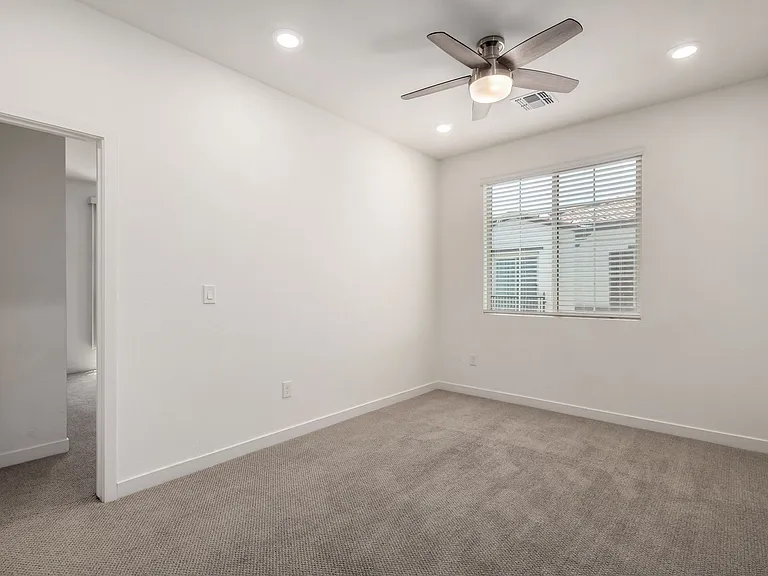 2720 S Decatur Dr #102 — Photo 19