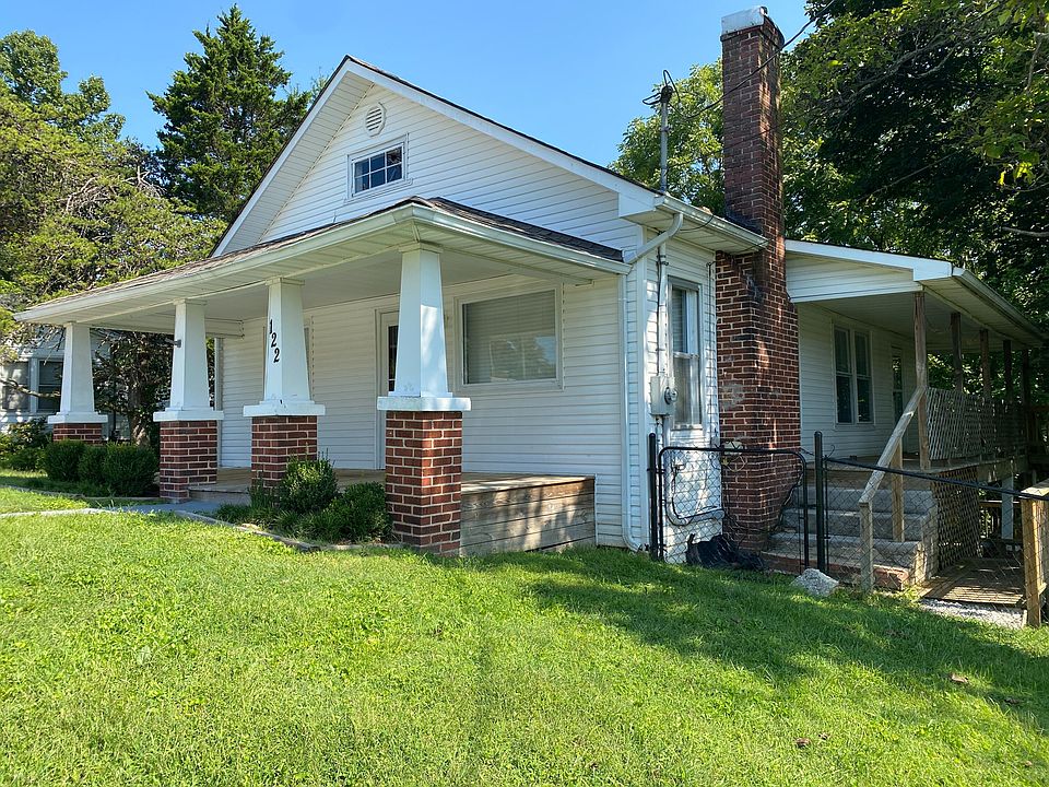 1st image of 122 Bishop St