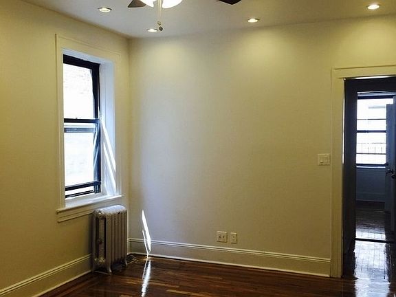 3rd image of 4507 43rd Ave APT 1B